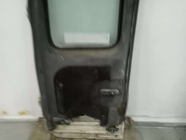 Renault Kangoo 1 Sağ Arka Bagaj Kapısı Kapağı CP