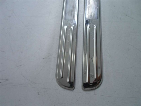 Renault Clio 4 Ön Işıklı Kapı Eşiği Kaplaması Takımı OMTEC 8900100242 CP [D-B-130]