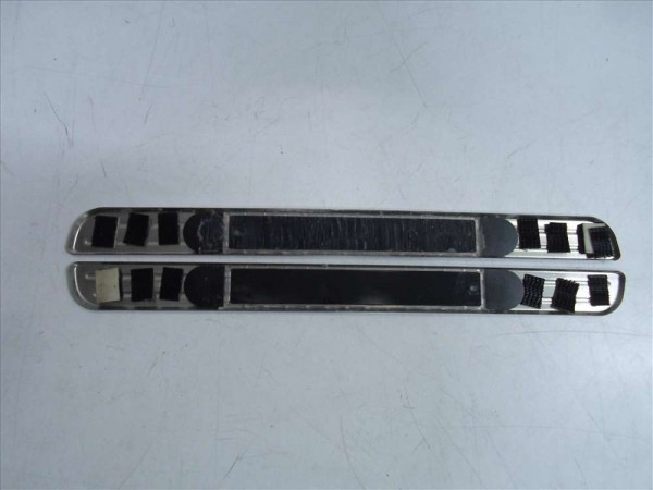 Renault Clio 4 Ön Işıklı Kapı Eşiği Kaplaması Takımı OMTEC 8900100242 CP [D-B-130]