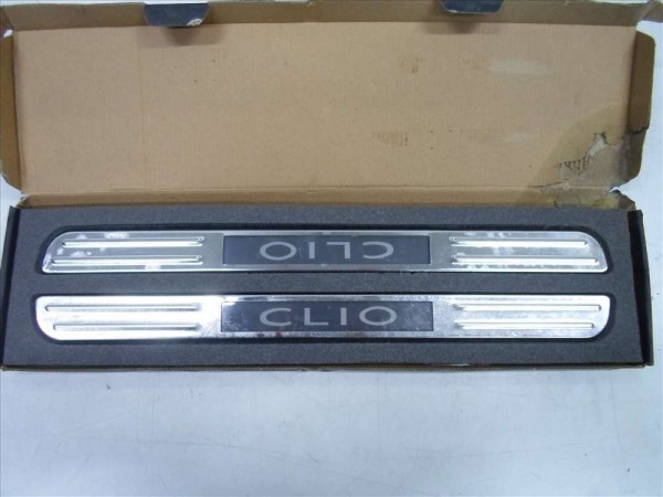 Renault Clio 4 Işıklı Kapı Eşiği OMTEC 8900100242 YS YP [D-B-130]