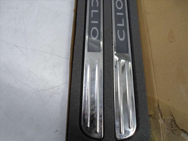 Renault Clio 4 Işıklı Kapı Eşiği OMTEC 8900100242 YS YP [D-B-130]