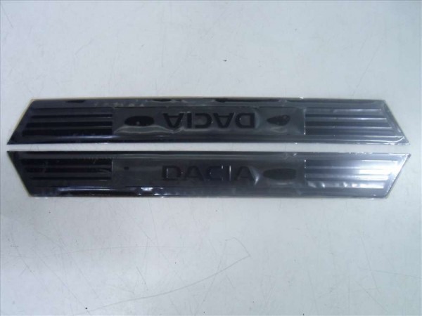 Dacia Duster Logan Sandero Ön Kapı Eşiği Kaplaması Orjinal 8201351844 YP [D-B-130]