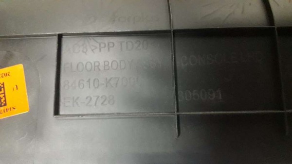 Hyundai İ10 Ara Orta Konsol 84610-K7000 SP YP (KD110)