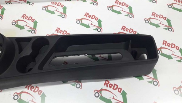 Hyundai İ10 Ara Orta Konsol 84610-K7000 SP YP (KD110)