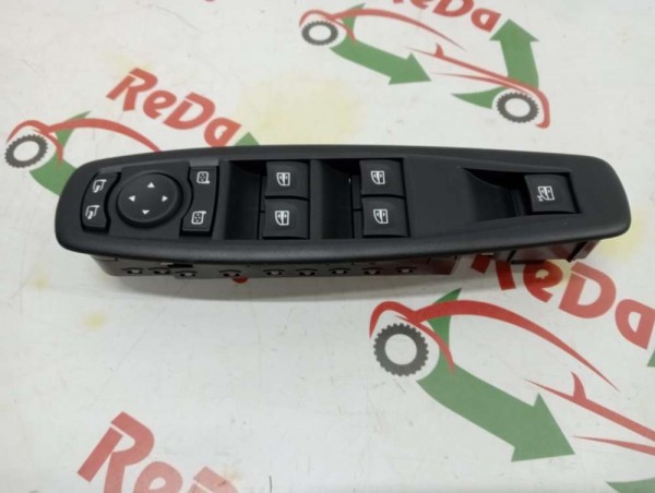 Renault Megane 3 Sol Ön Kapı Cam Açma Düğmesi Kontrol Paneli 254000002R YP [B-C-120]