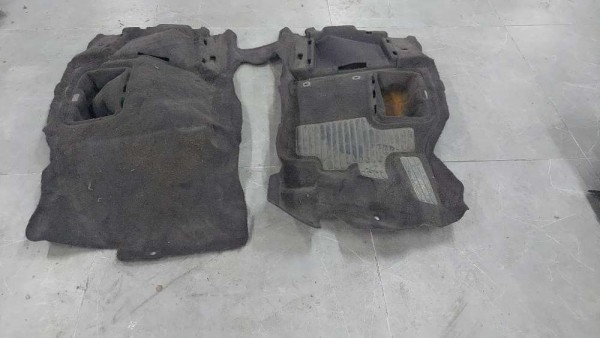 Renault Scenic 3 Ön Taban Halısı 749020077R CP