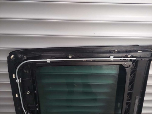 Renault Megane 2 Wagon Açılır Tavan Şasesi Sunroof Camı 7701209952 7701209954  YP [M-B-140]