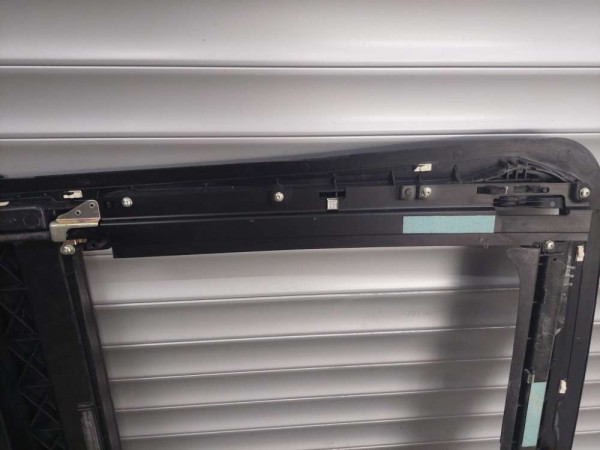 Renault Megane 2 Wagon Açılır Tavan Şasesi Sunroof Camı 7701209952 7701209954  YP [M-B-140]