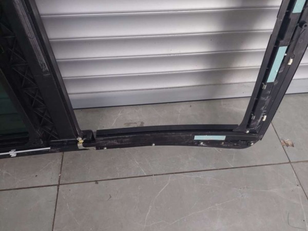 Renault Megane 2 Wagon Açılır Tavan Şasesi Sunroof Camı 7701209952 7701209954  YP [M-B-140]