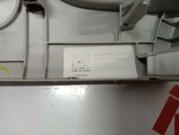 Hyundai Tucson Start Stop Çerçevesi Bakaliti 84782-N7100 SP YP [C-A-120]