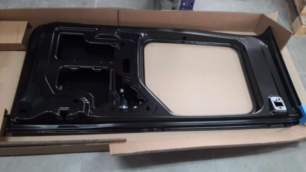 Renault Master 3 Sağ Arka Bagaj Kapağı 901001911R YP