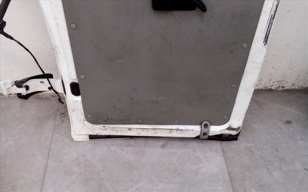 Renault Master 2 Sağ Arka Kapı 7751477914 CP