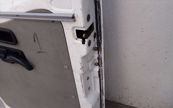 Renault Master 2 Sağ Arka Kapı 7751477914 CP