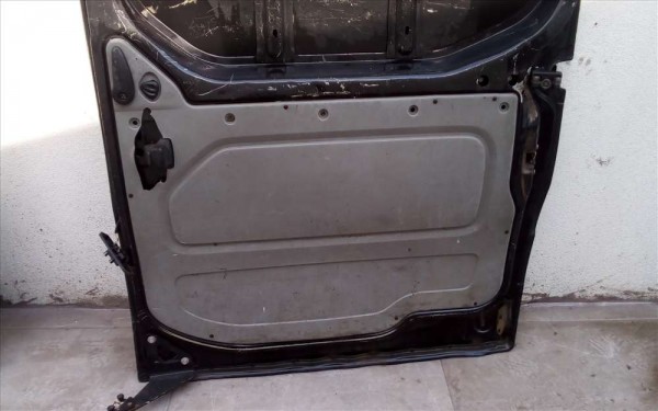 Renault Trafic sürgülü Sağ Yan kapı 7751472221 CP