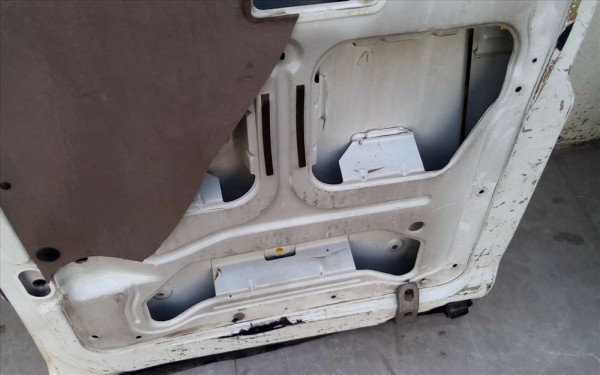 Renault Master Sağ Arka Kapı 7751477914 CP