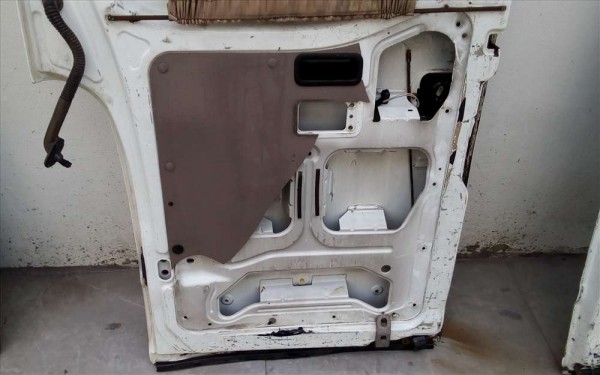 Renault Master Sağ Arka Kapı 7751477914 CP