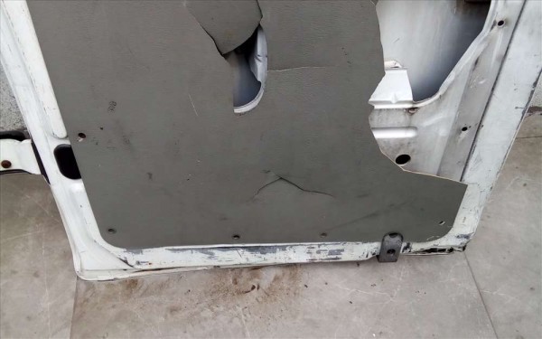 Renault Master 2 Sağ Arka Kapı 7751477914 CP