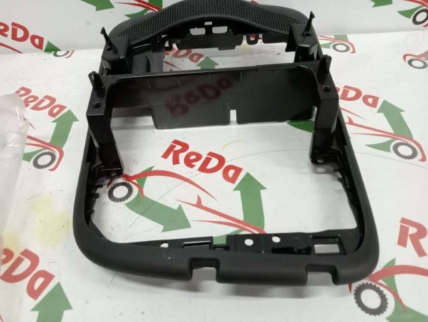 Renault Clio 4 Torpido Çerçevesi Alt Giydirme Orjinal 681043761R YP [D-A-130]