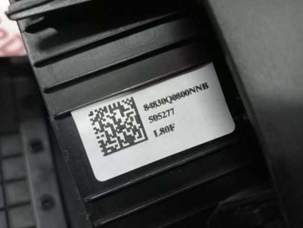 Hyundai İ20 Gösterge Paneli Çerçevesi Orj 84830-Q0800 SP YP (GF-120)