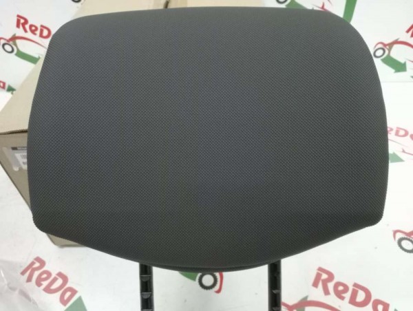 Renault Master 3 Koltuk Başlığı 864005807R YP