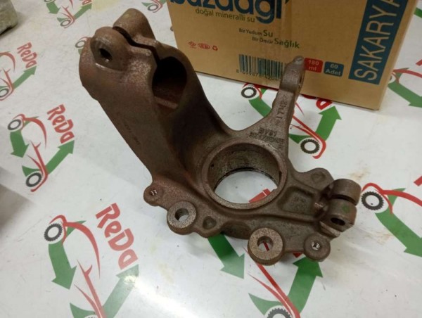 Ford Focus 3 SW (12-18) Sağ Ön Taşıyıcı Aks BV61-3K170-DNB YP (BH-120)