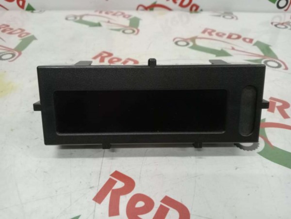 RENAULT MEGANE 3 FLUENCE DİJİTAL RADYO TEYP GÖSTERGE EKRANİ 280348813R CP (JB-130)