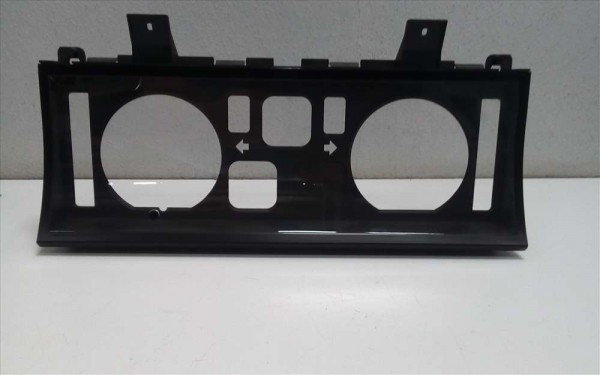 RENAULT R 9 GÖSTERGE CAMI ÇERÇEVESİ CP HP [G-F-130]