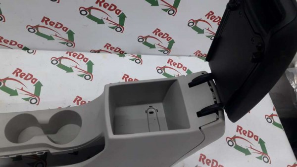 Hyundai İ20 Bayon Orta Ara Konsol 84610-Q0050 SP YP (KA-120)