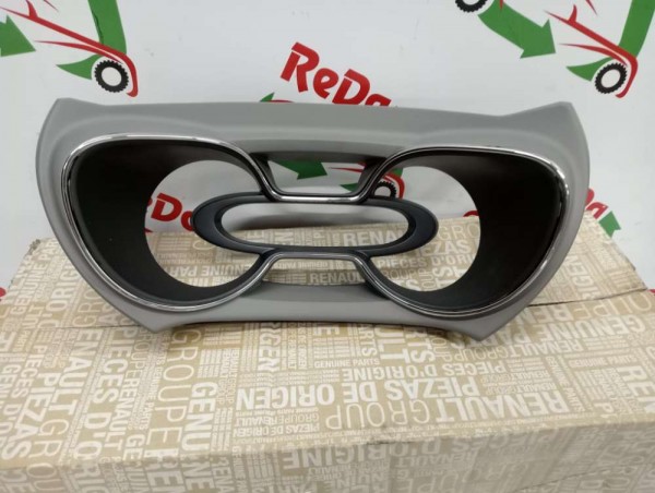 Renault Captur Gösterge Paneli Çerçevesi 682504768R YP [J-A-130]