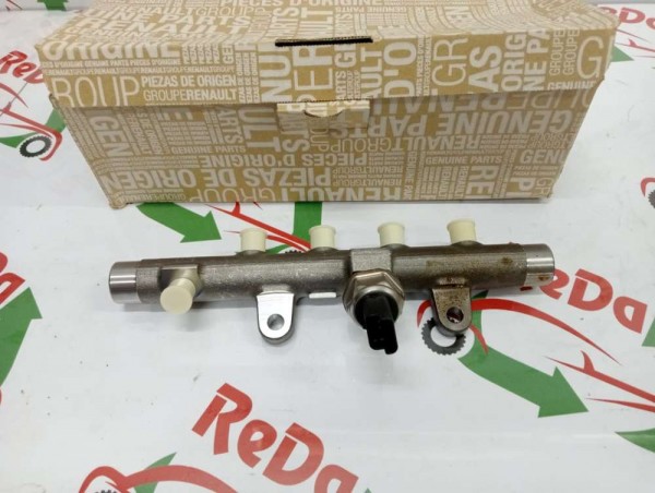 Renault Megane 3 Fluence 1.5 DCİ K9K 110 HP Enjektör Rampası Yakıt Galerisi Kütüğü Rail 8200704217 YP [B-B-120]