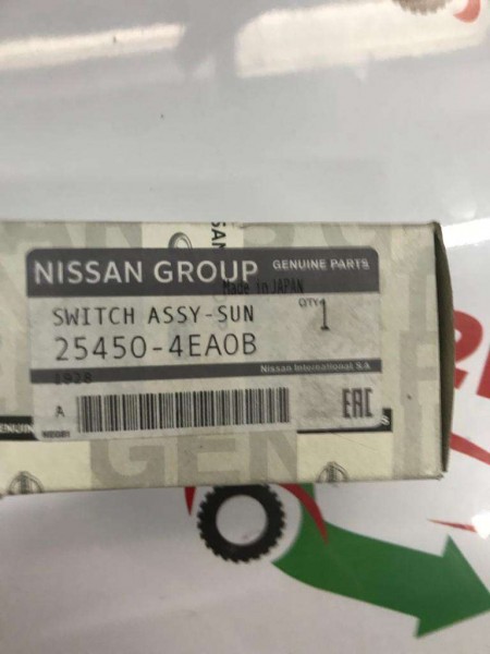 KADJAR QASHQAİ CAM TAVAN PERDE KONTAKTÖRÜ KUMANDA DÜĞMESİ 254504EA0B YP (DE120)