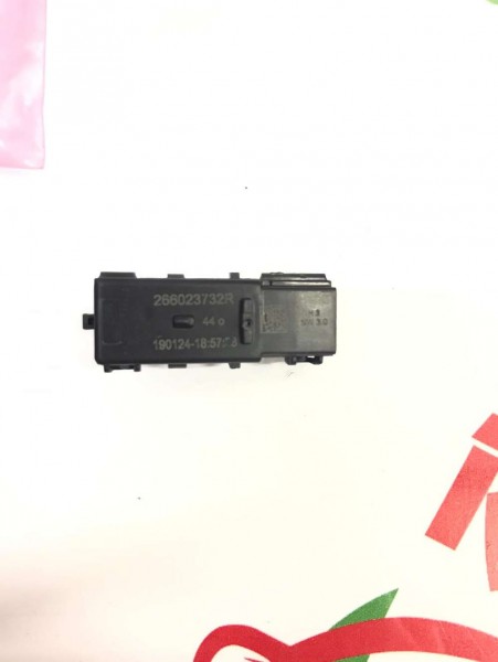 CLİO 5 LED AYDINLATMA KUTUSU 266023732R YP (DE120)