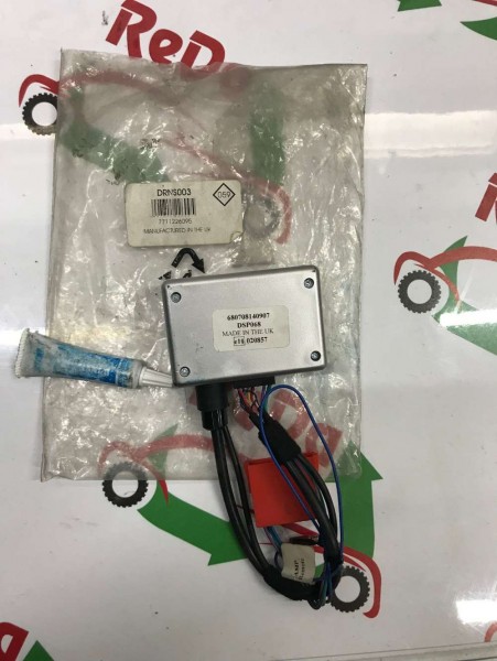 R19 LOGAN SANDERO GÖSTERGE ADAPTÖRÜ SONY 7711226095 680708140907 YP (D-E-120)