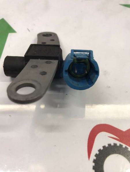 R19 MEGANE CLİO KRANK SENSÖRÜ KAPTÖRÜ 8200647557 CP (D-E-120)