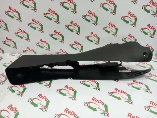 Hyundai İ20 Orta Ara Konsol 84611-Q0100 84610-Q0100 SP YP (KE-110)