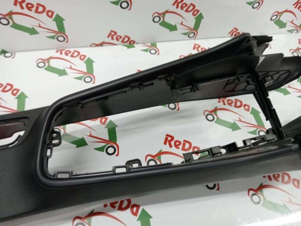 Hyundai İ20 Orta Ara Konsol 84611-Q0100 84610-Q0100 SP YP (KE-110)