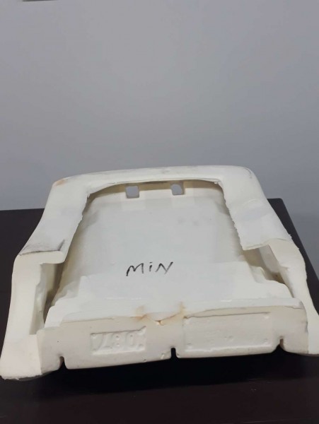 Renault Megane 2 Sağ Ön Sırt Süngeri YP 7701057593 (A1-A140)