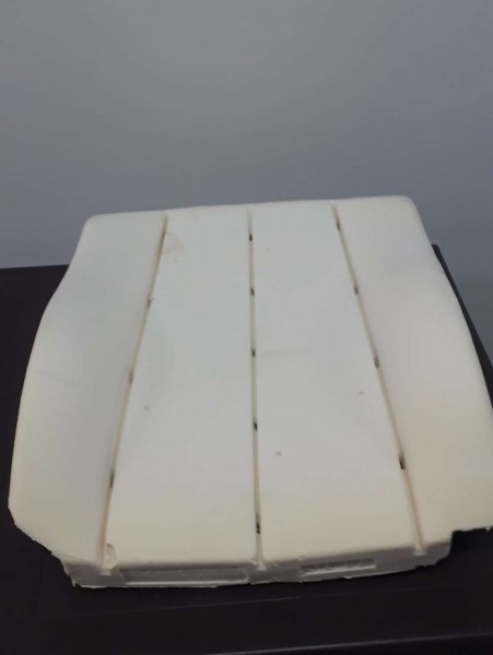 Renault Megane 2 Sağ Ön Sırt Süngeri YP 7701057593 (A1-A140)