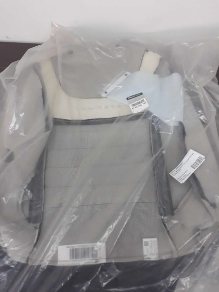 Dacia Sandero Sağ Ön Sırt Süngeri Kılıfı Orj. YP 876200678R (A1-A140)