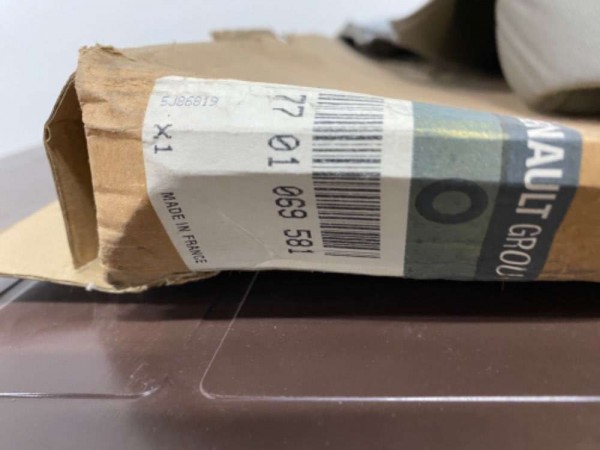 Renault R5 Sol Ön Minder Kılıfı YP 7701069581 (A1-A140)