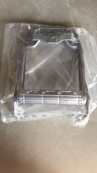 DACİA DOKKER SAĞ ÖN KOLTUK SIRT İSKELETİ 876012483R YP (IC-130)