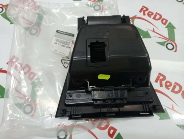 Renault Captur Üst Torpido Gözü Ve Kapağı Yuvası 00227631 YP [C-A-110]