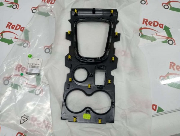 Renault Kadjar Orta Konsol Üst Çerçevesi [969127057R] YP [C-A-110]