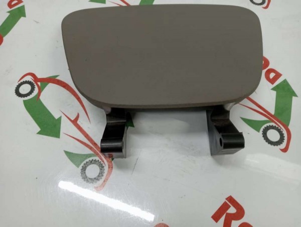 Renault Captur Eşya Gözü Kapağı 685106310R CP HP [D-A-130]