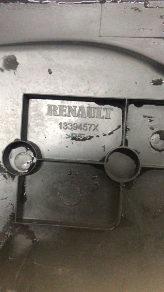 RENAULT MEGANE 4 SAĞ ÖN KOLTUK KAPLAMA BAKALİTİ 1339457X CP HP (KD-130)