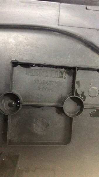 RENAULT MEGANE 4 SAĞ ÖN KOLTUK KAPLAMA BAKALİTİ 1339457X CP HP (KD-130)