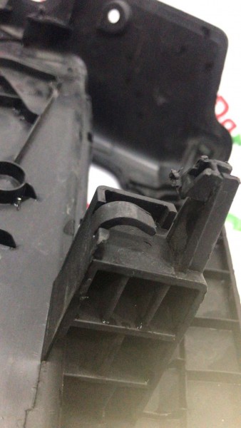 RENAULT MEGANE 4 SAĞ ÖN KOLTUK KAPLAMA BAKALİTİ 1339457X CP HP (KD-130)