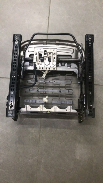 HYUNDAİ ELANTRA ALT KOLTUK OTURMA İSKELET KIZAĞI 88500-F2120 CP (IA-110)