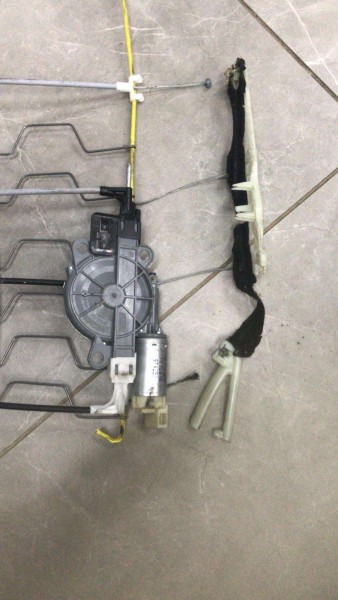 RENAULT MEGANE4 TALİSMAN ESPACE5 SOL ÖN KOLTUK BEL DESTEĞİ MOTORLU 876358296R CP HP (IA-120)