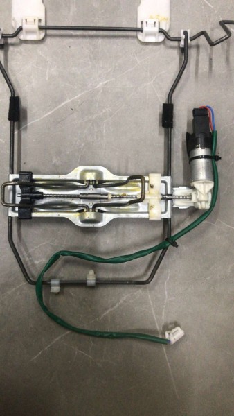 HYUNDAİ ELANTRA ÖN KOLTUK SIRT DESTEK AYAR MEKANİZMASI MOTORU 88340-3X100 AÜ YP (IA-120)